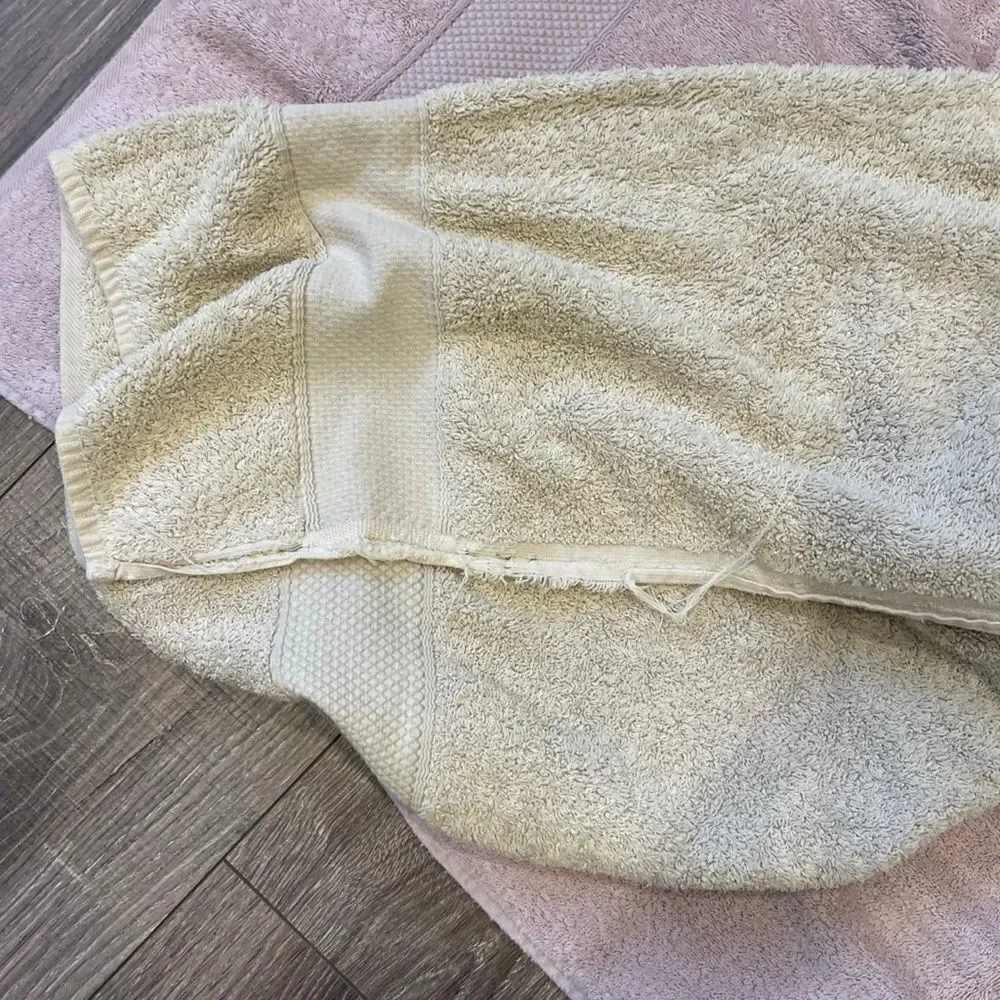 8 Towels (Purple/Yellow)